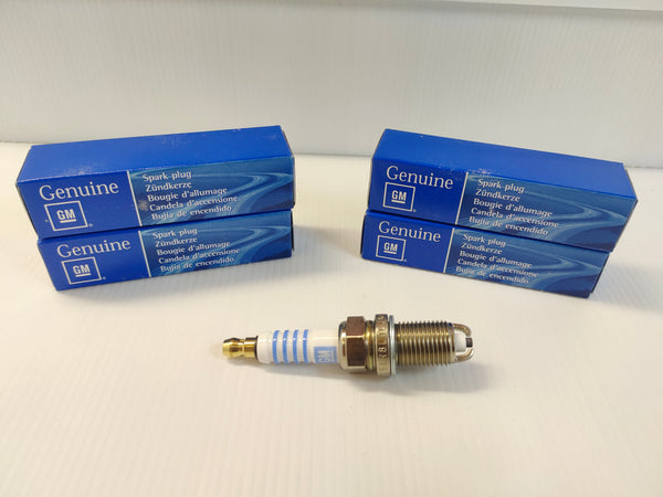 Genuine GM Vauxhall Spark Plugs 9195109 (Pack 4)
